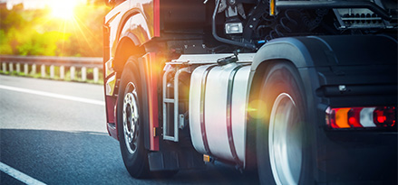 Camion sur la route
